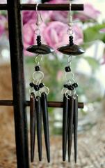 25003 Bone earrings